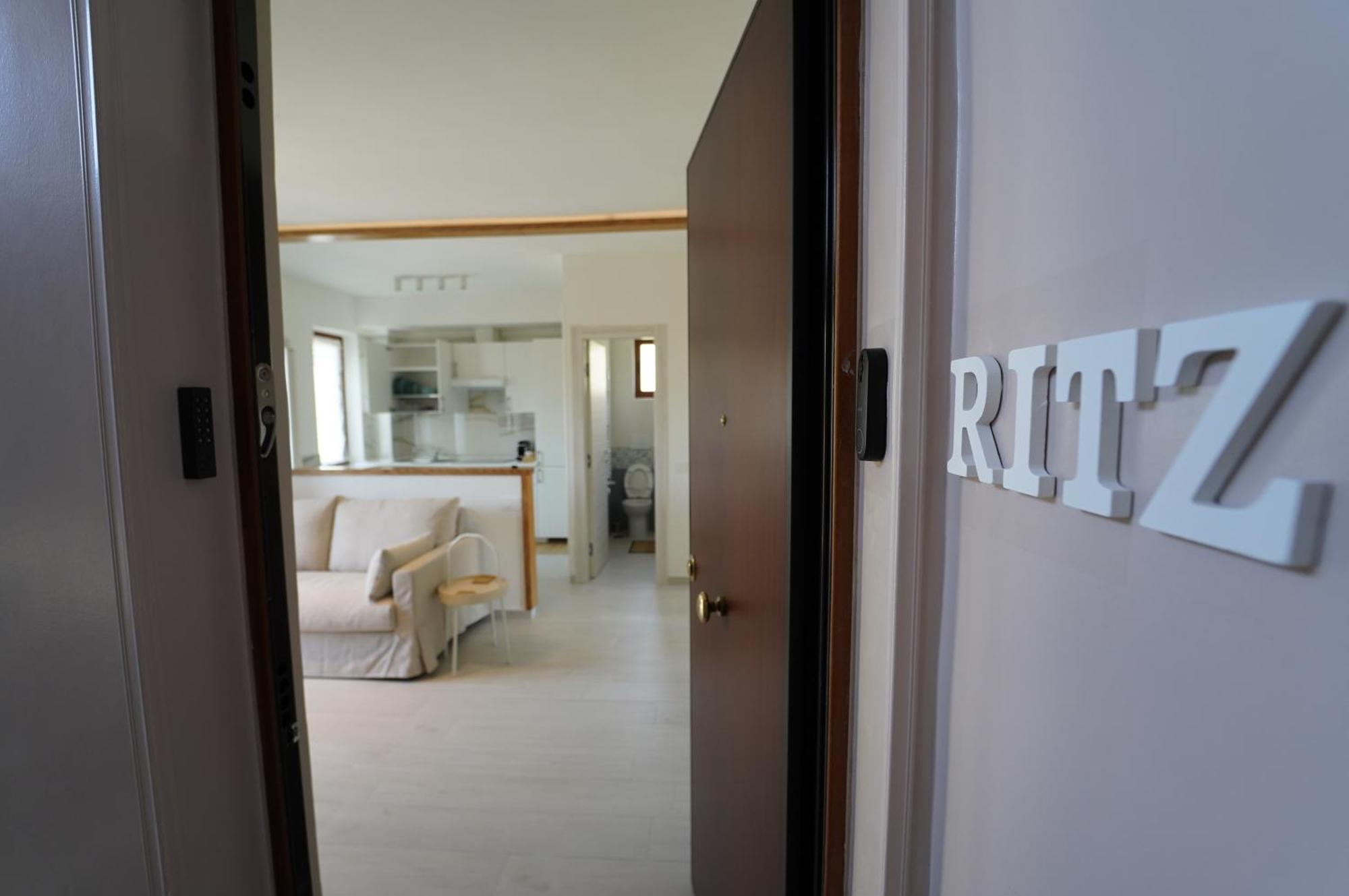 Ritz Apartment Salerno