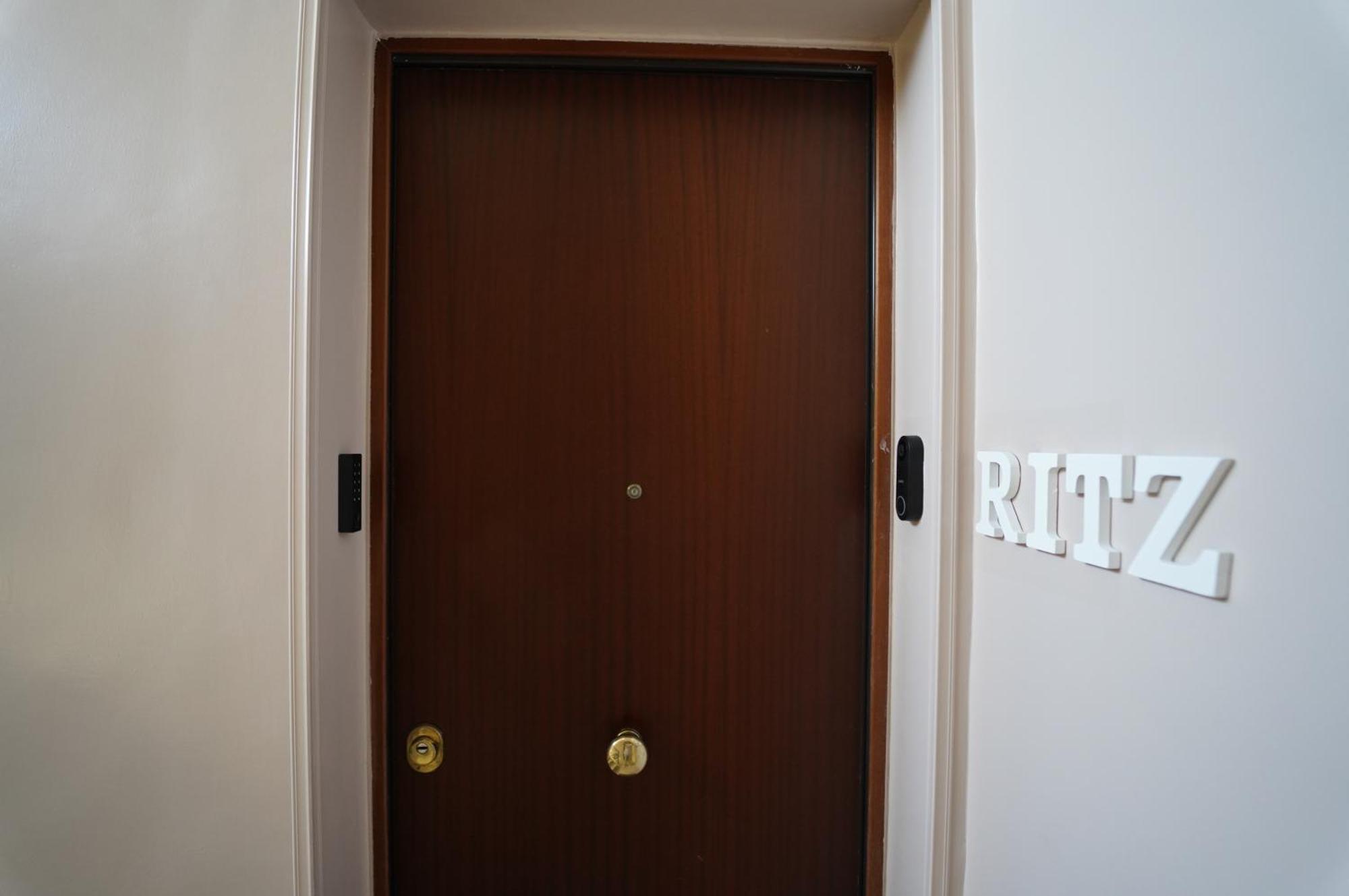 Ritz Apartment